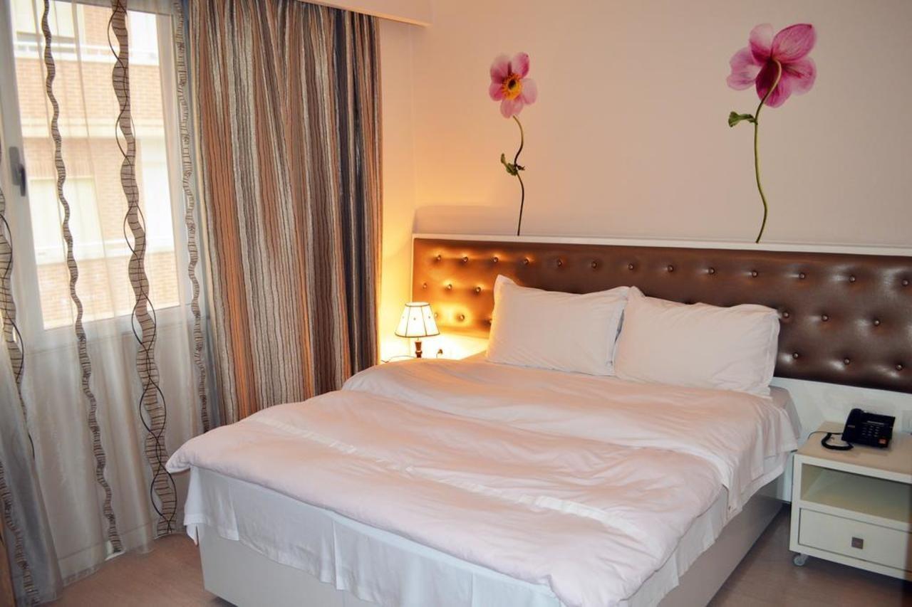 Select City Center Hotel Tirana Exterior foto