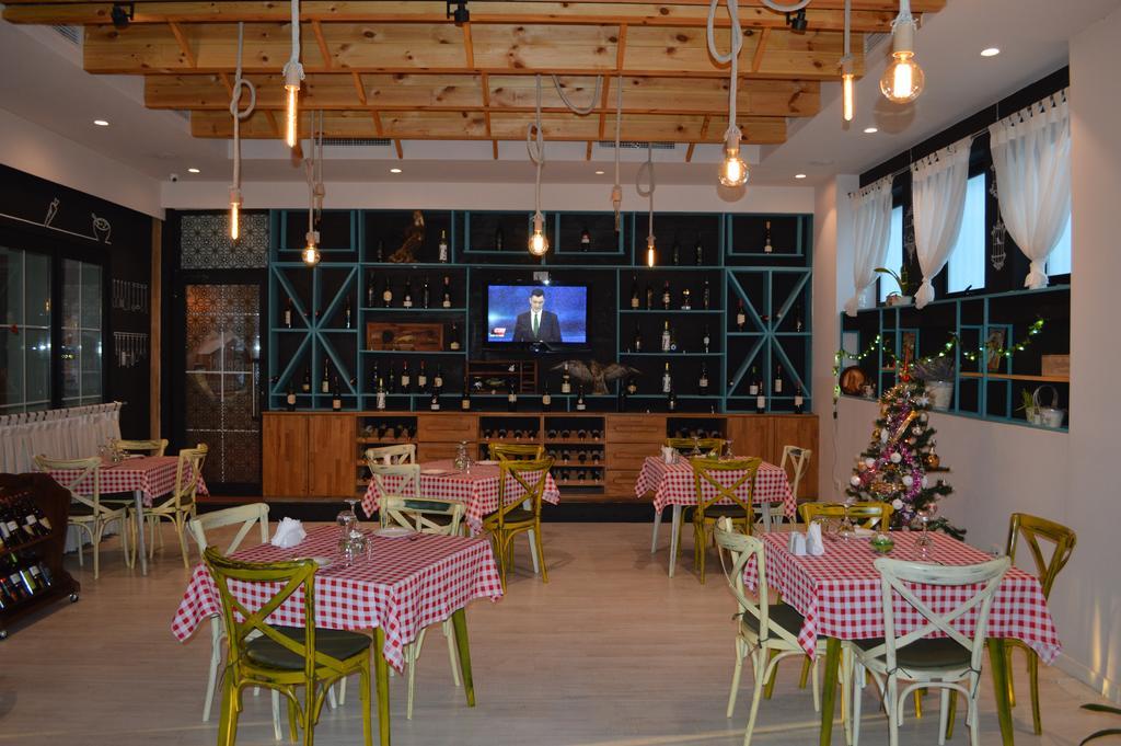 Select City Center Hotel Tirana Exterior foto